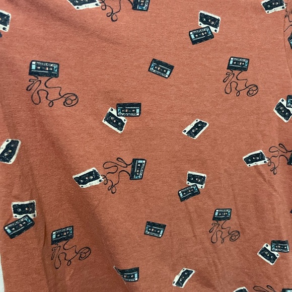 Boys cassette tape print tshirt. Medium-8 - Picture 2 of 4